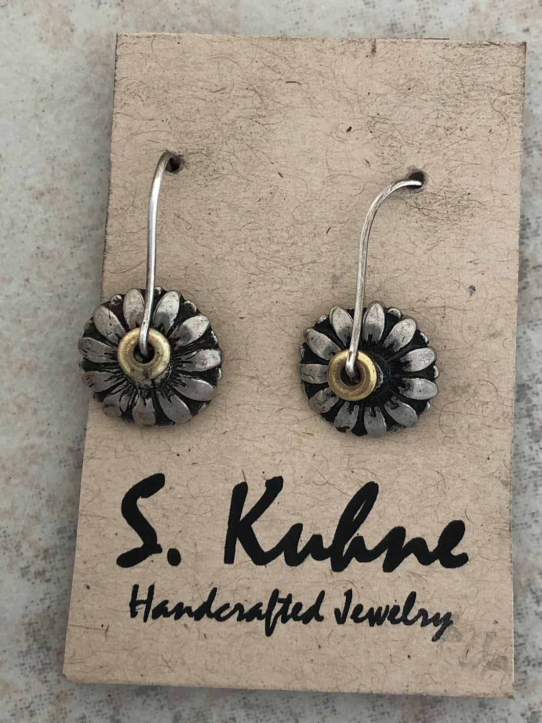 Daisy silver earrings